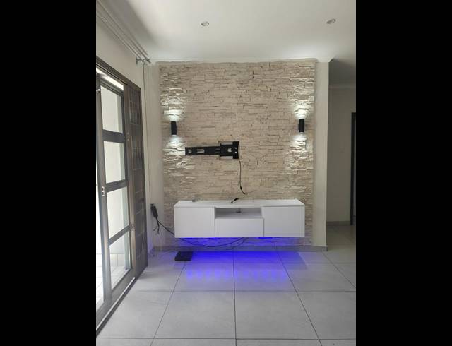 2 BEDROOM PROPERTY TO RENT IN MALVERN